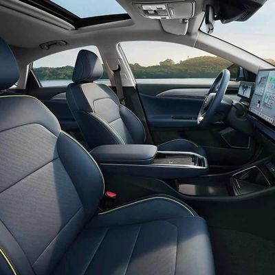2024 Κίνα Geely Γεωμετρία G6 Νέο Ηλεκτρικό Αυτοκίνητο Geely Γεωμετρία G6 EV Αυτοκίνητο Μεγάλη διάρκεια ζωής μπαταρίας Κεντρικό έλεγχο Μεγάλη οθόνη