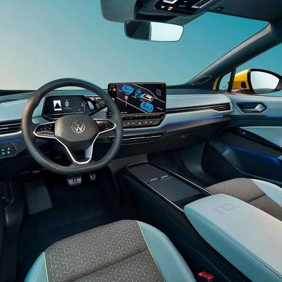 Στο απόθεμα η αυτοκινητική EV SUV Volkswagen ID4 Χ αυτόματος χώρος στάθμευσης 600 χλμ σειράς για την οικογένεια