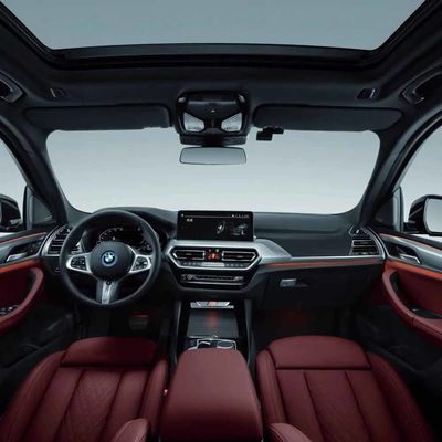 Πέντε πόρτες 5 θέσεις SUV 2024 BMW Ix3 Ηλεκτρικό όχημα με 550 Km αυτονομία και 400 Nm μέγιστη ροπή