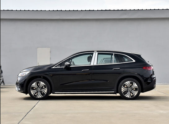 Mercedes EQE SUV Ultra- 200 km/h EV SUV με διευρυμένη εμβέλεια 609 km και ευρύχωρη 5-θέσιμη καμπίνα