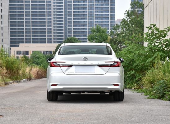 Το Toyota 2.0L 173 PS Βενζινοκίνητο Camry - Ισχυρό 173 PS Μεσαίο Sedan