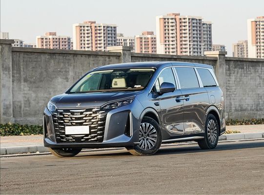 Τροχαία βάση 3045MM MPV Υβριδικό με 7 θέσεις και 1805MM ύψος BYD Xia 2025 μοντέλο Μεγάλο Διαστημικό Όχημα
