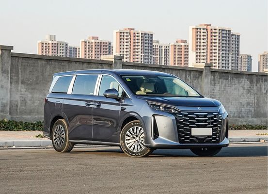 Τροχαία βάση 3045MM MPV Υβριδικό με 7 θέσεις και 1805MM ύψος BYD Xia 2025 μοντέλο Μεγάλο Διαστημικό Όχημα