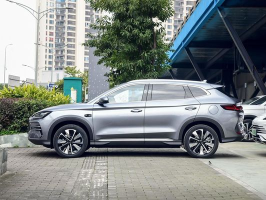 Ταχύτητα Ηλεκτρικό Αυτοκίνητο 87.04kwh Ιδιότητα μπαταρίας 605km Περιοχή 175km/h Μέγιστη ταχύτητα BYD Song Plus EV για γρήγορη φόρτιση 0,5 ώρες το 2025