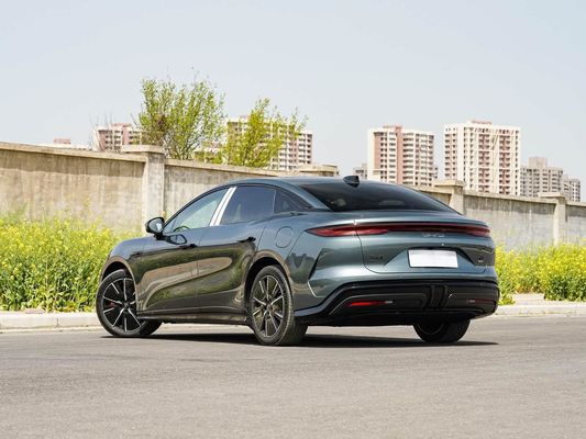 2025 Ενίσχυρο ηλεκτρικό όχημα Han L BYD με μέγιστη ισχύ 500 KW και δερμάτινο πηδάλιο 1000V υψηλής τάσης γρήγορη φόρτιση