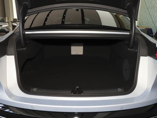 2025 Ενίσχυρο ηλεκτρικό όχημα Han L BYD με μέγιστη ισχύ 500 KW και δερμάτινο πηδάλιο 1000V υψηλής τάσης γρήγορη φόρτιση
