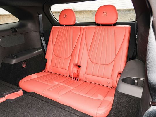 2025 BYD Νέο ηλεκτρικό όχημα για την απόδοση Tang L 810kW Δύναμη AWD Γρήγορη φόρτιση 1000w/h 600km Διάστημα Μακροδιάστημα 7 θέσεις με ηλιακή στέγη