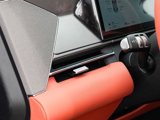 Νέα καυτή πώληση BYD EV Car 2025 μοντέλο 100.5 KWh χωρητικότητα μπαταρίας και γρήγορη φόρτιση 0.1 ώρα 670KM Μακρά αυτονομία 500kW ισχύς Ηλεκτρικό αυτοκίνητο Μεγάλος χώρος για οικογένεια 7 θέσεις