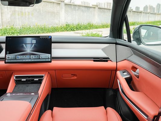 Νέα καυτή πώληση BYD EV Car 2025 μοντέλο 100.5 KWh χωρητικότητα μπαταρίας και γρήγορη φόρτιση 0.1 ώρα 670KM Μακρά αυτονομία 500kW ισχύς Ηλεκτρικό αυτοκίνητο Μεγάλος χώρος για οικογένεια 7 θέσεις