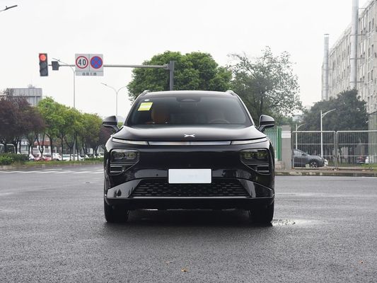 2025 Xpeng G9 Πλήρως ηλεκτρικό SUV 93,1kWh Βαθμό μπαταρίας 423kW Μέγιστη ισχύς κινητήρα 680km Μακροχρόνια και γρήγορη φόρτιση με ηλιακή στέγη