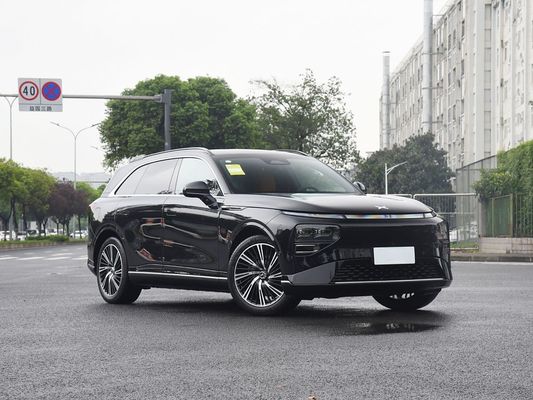 2025 Xpeng G9 Πλήρως ηλεκτρικό SUV 93,1kWh Βαθμό μπαταρίας 423kW Μέγιστη ισχύς κινητήρα 680km Μακροχρόνια και γρήγορη φόρτιση με ηλιακή στέγη