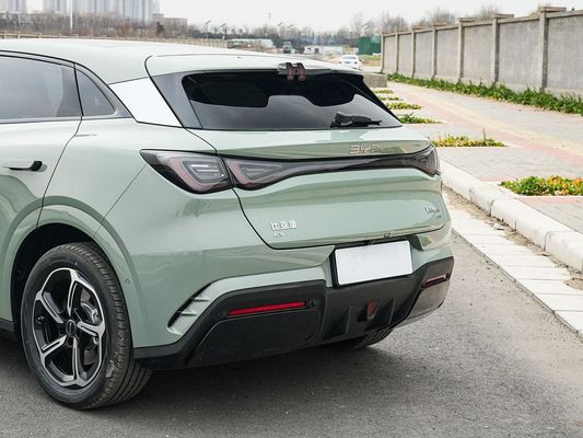 2025 BYD Ηλεκτρικό όχημα Σφραγίδα 06GT Χρόνος ταχείας φόρτισης 0,33 ώρες και απόδοση Μακροχρόνια 550 χλμ. Μεγάλη μπαταρία με ηλιακή οροφή για οικογένεια