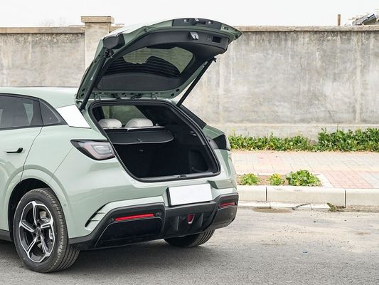2025 BYD Ηλεκτρικό όχημα Σφραγίδα 06GT Χρόνος ταχείας φόρτισης 0,33 ώρες και απόδοση Μακροχρόνια 550 χλμ. Μεγάλη μπαταρία με ηλιακή οροφή για οικογένεια
