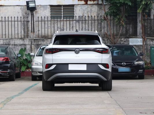 Ακαταμάχητη απόδοση Ηλεκτρικό αυτοκίνητο VW ID4 με εμβέλεια 600 χιλιομέτρων και ανοιχτή οροφή